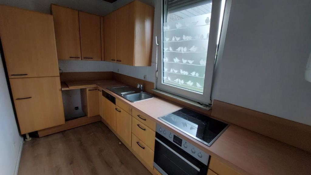 Ruhiges Zentral Gelegenes Apartment In Guetersloh Εξωτερικό φωτογραφία